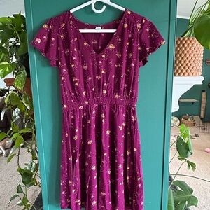 Old Navy Burgundy Short-Sleeve Floral Dress